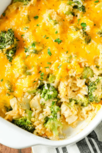 Cheesy Broccoli and Rice Casserole - Yummy Recipes