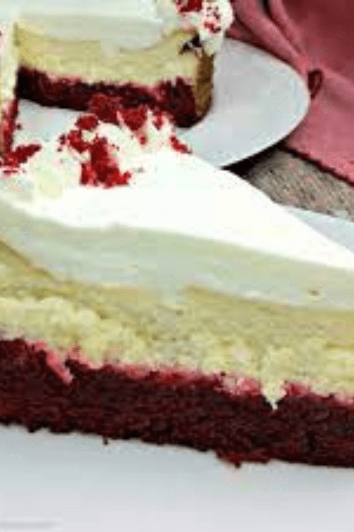 Red Velvet Cheesecake - Yummy Recipes